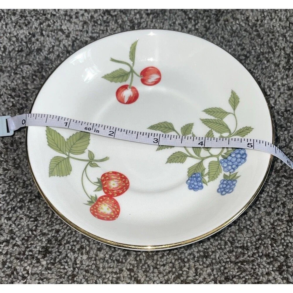 Crown Staffordshire Berry Fruit Teacup & Saucer 5.5